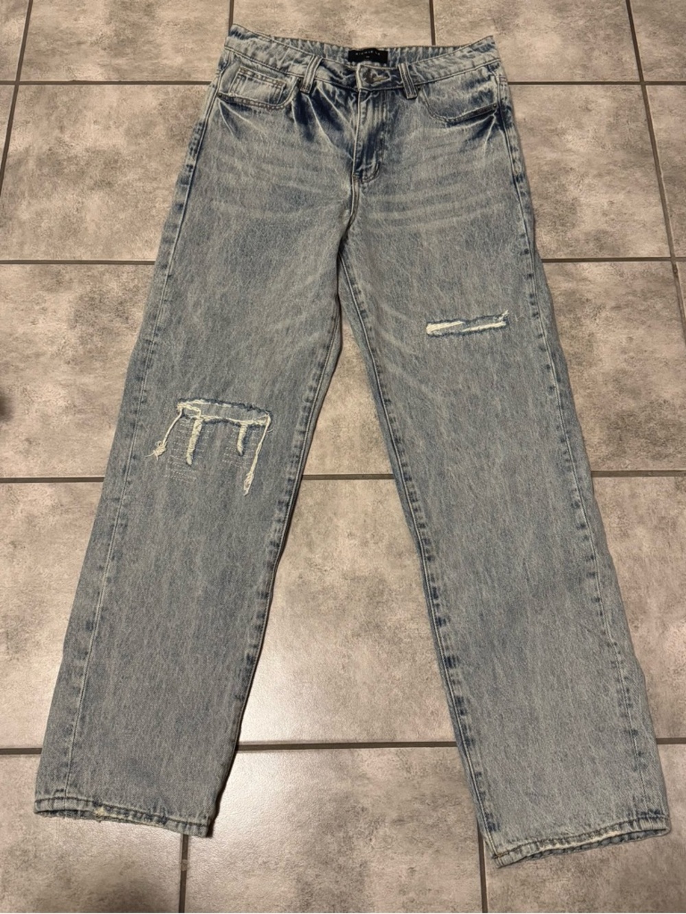 Richie le Collection Men's  30 distressed straight-leg relaxed fit, Light-wash